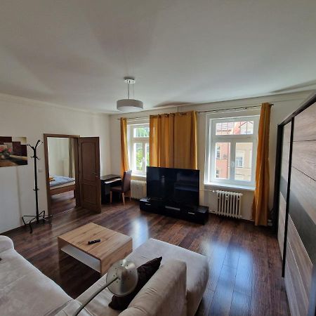 Apartman 63M2 S Balkonem V Lazenskem Centru Karlsbad Eksteriør billede