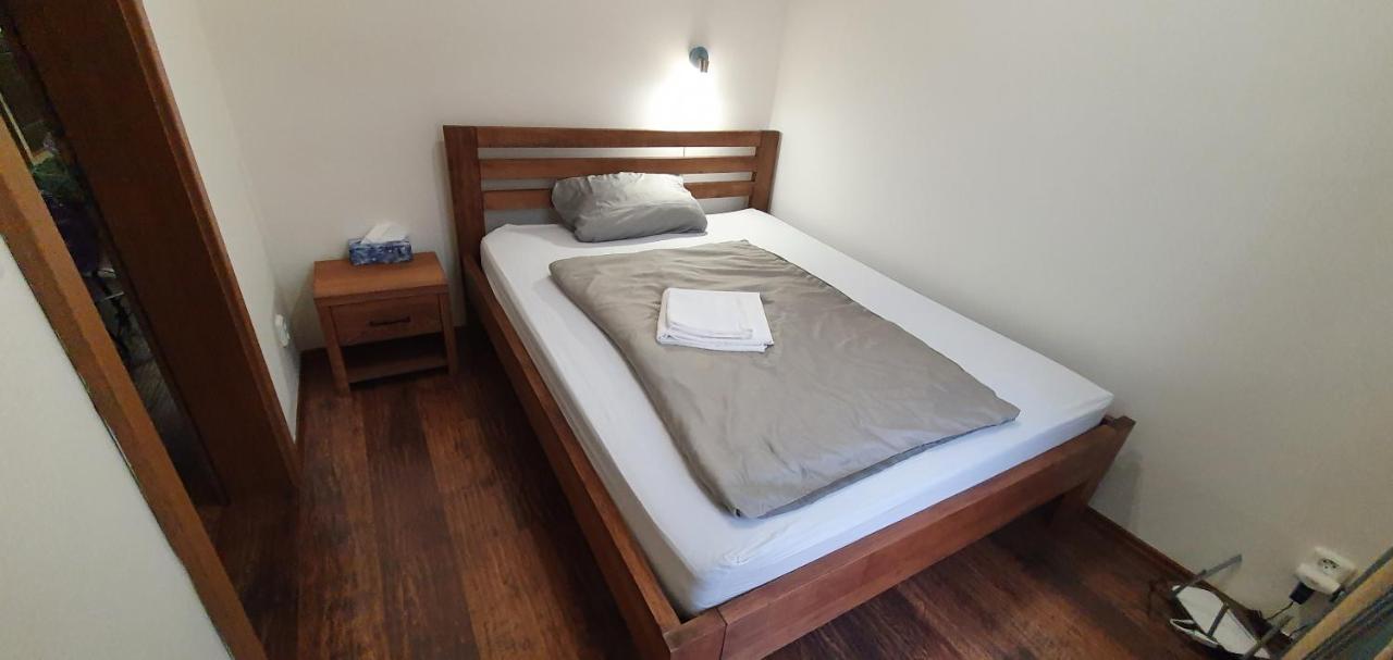 Apartman 63M2 S Balkonem V Lazenskem Centru Karlsbad Eksteriør billede